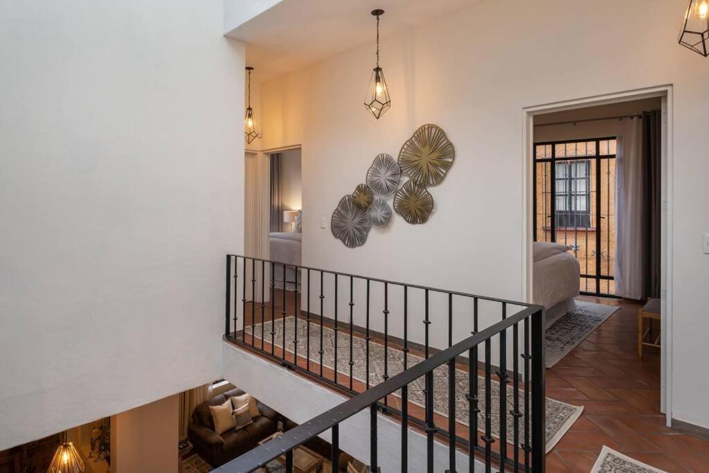 Elegant 3Br Home With Rooftop & Grill In Centro San Miguel 산미겔데아옌데 외부 사진